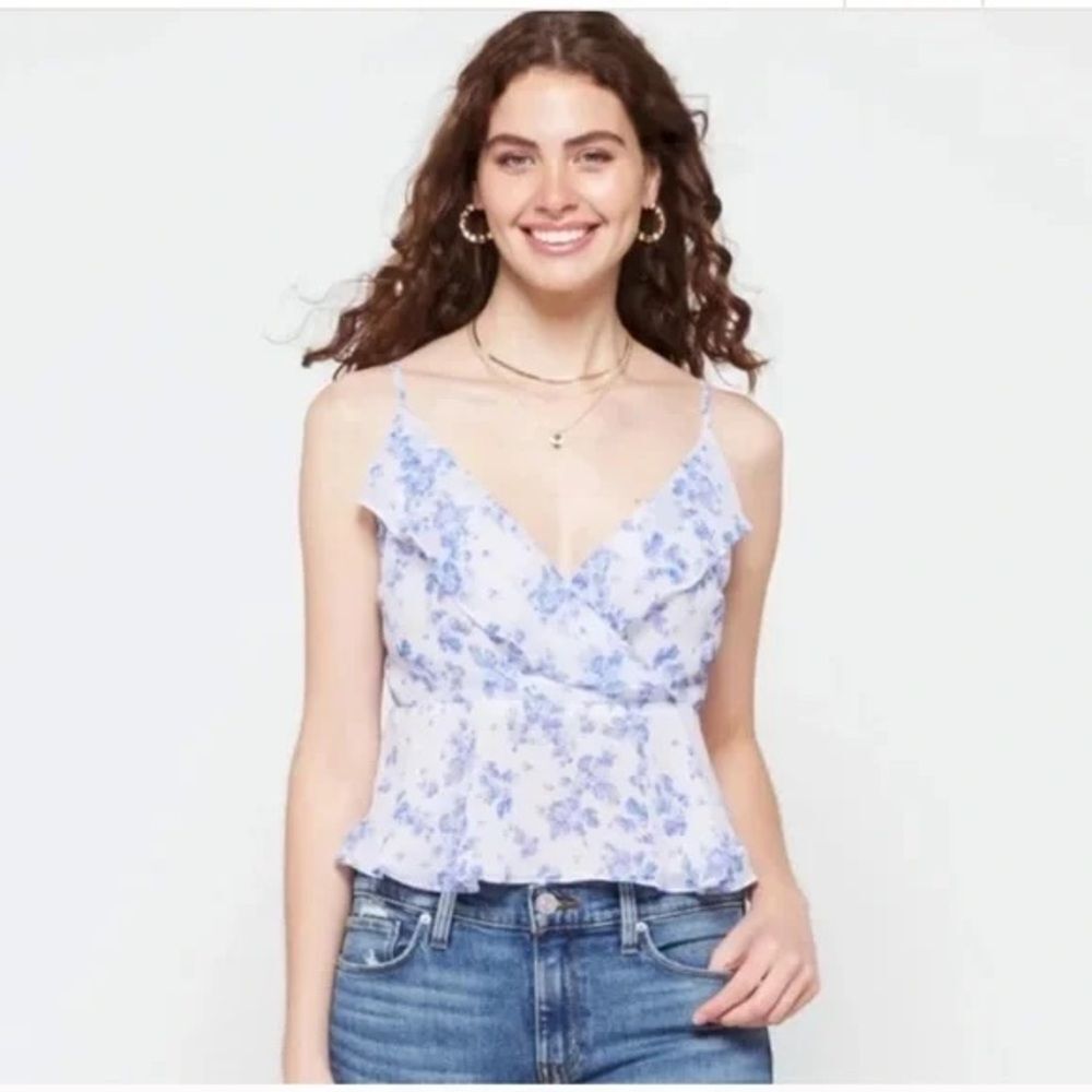 NWT 1. State White and Blue Floral Chiffon Peplum Crop V Neck Blouse